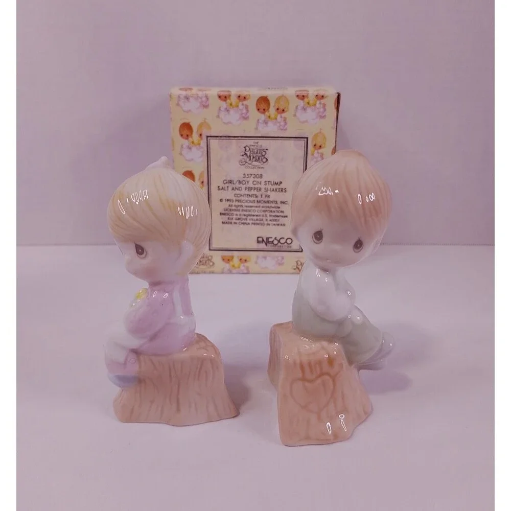 Vintage 1993 Precious Moments 357308 Girl/Boy on Stump Salt & Pepper Shakers Box